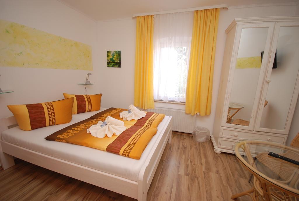 Landpension Bielatal - 3* Raum
