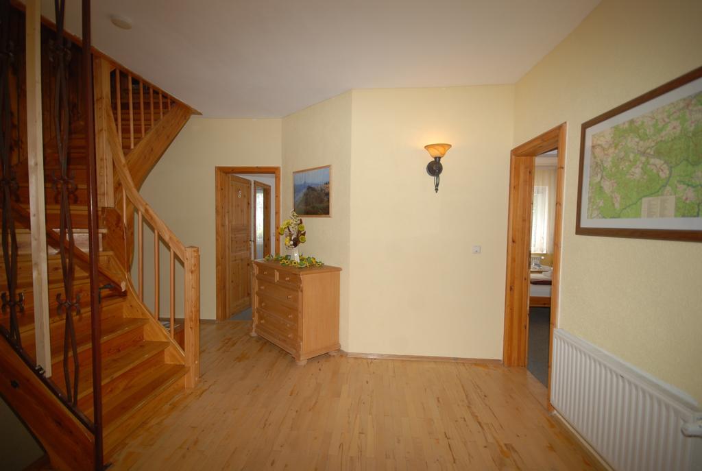 Guest house Landpension Bielatal - Raum