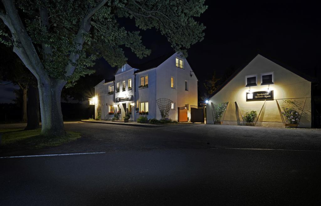 Guest house Landpension Bielatal - Raum