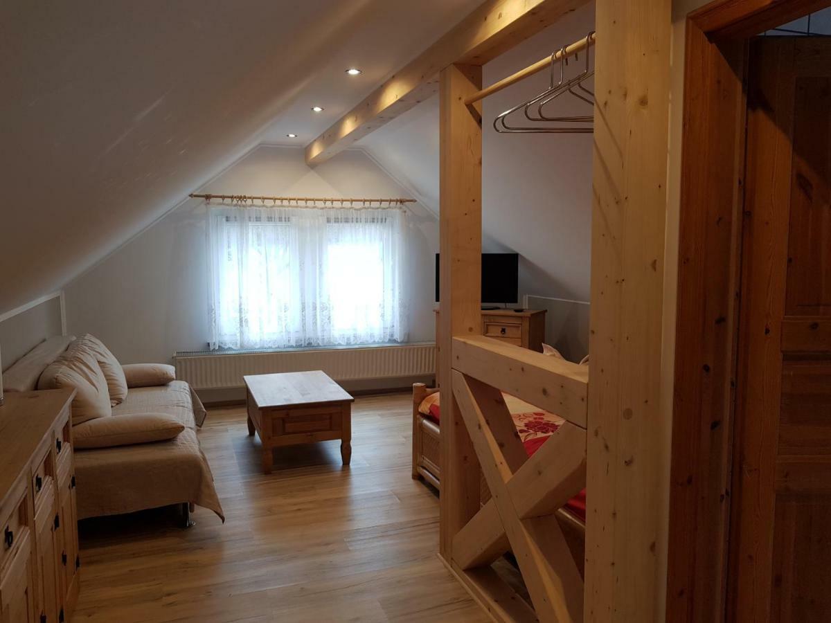 Landpension Bielatal - 3* Raum